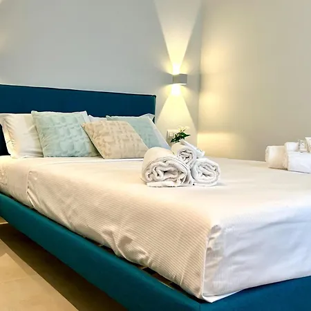 Apartment Balcony On Arena *