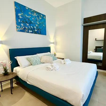 Balcony On Arena Apartment *