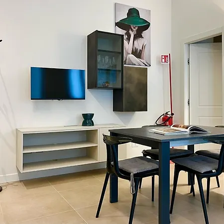 Balcony On Arena Apartment *