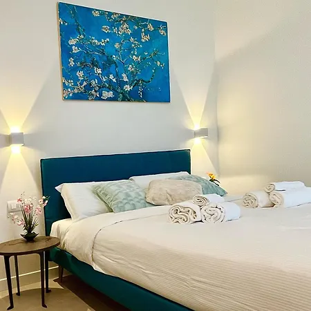 Apartment Balcony On Arena