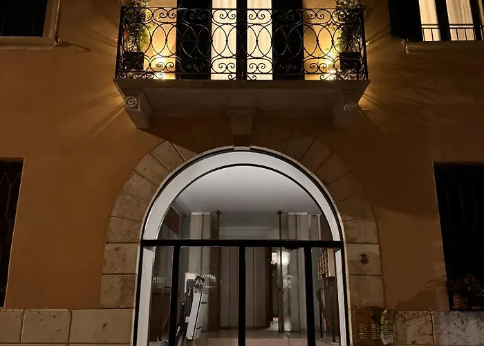 Balcony On Arena Апартаменты *